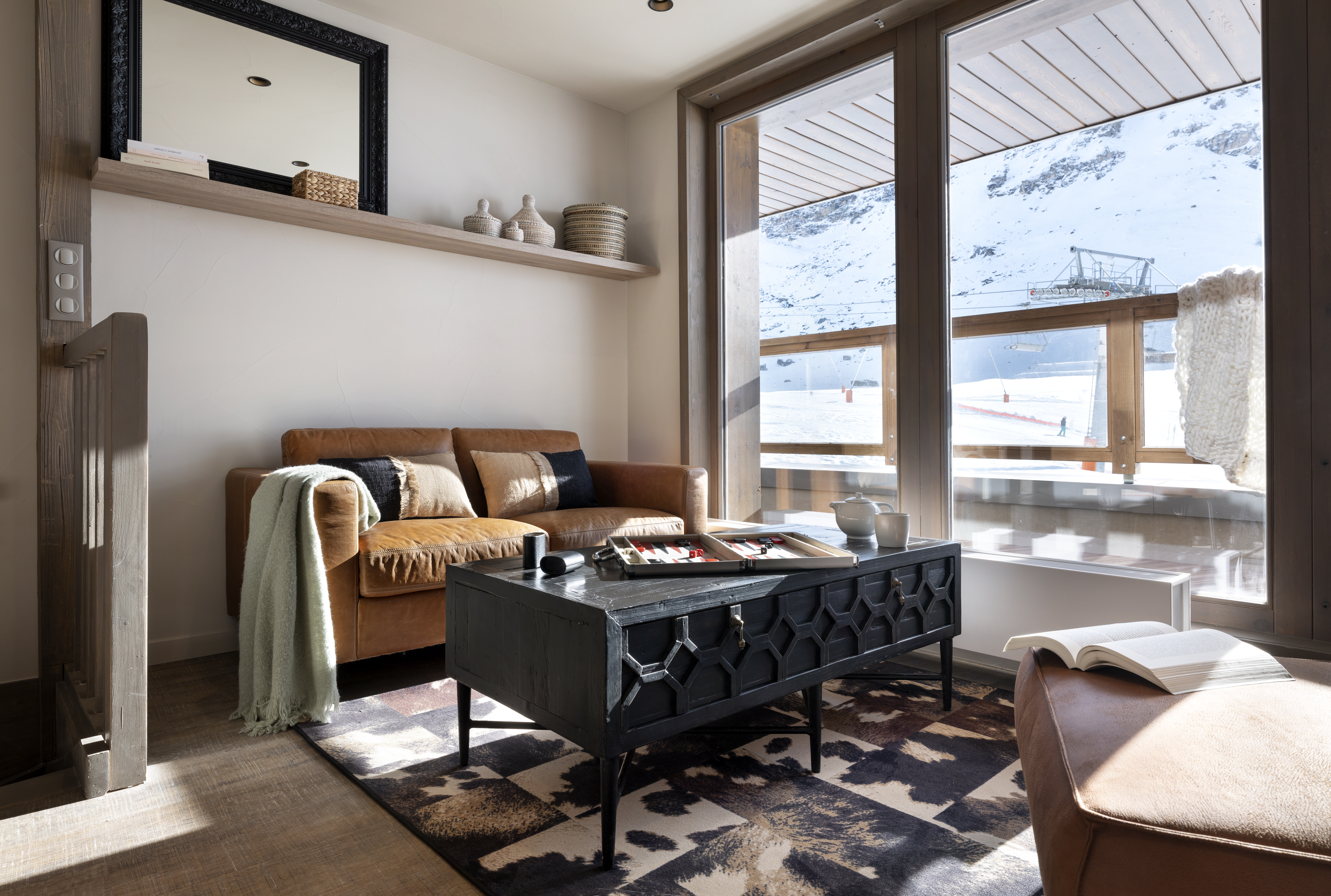 4-Room Flat Sleeps 6 - Plus (Premium) – image 1