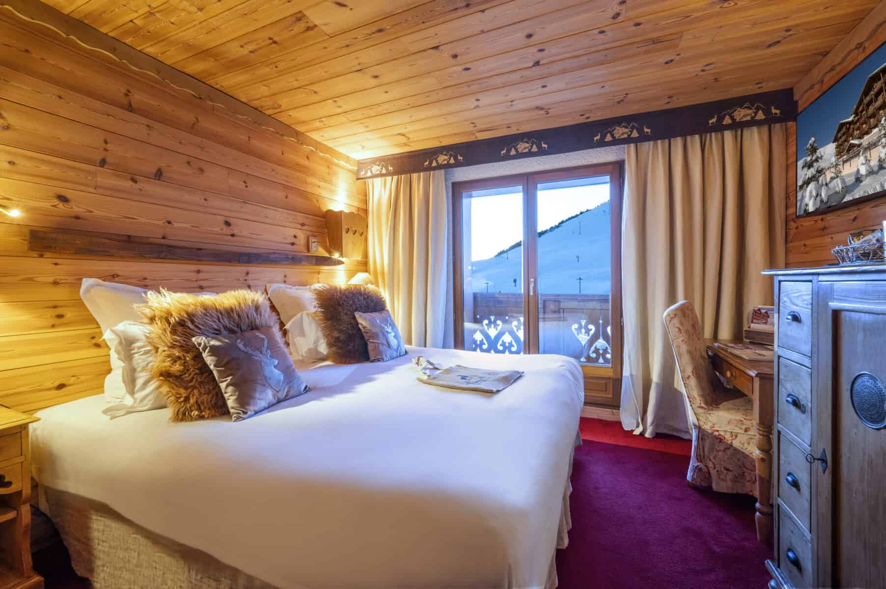 Connecting Room – image 1