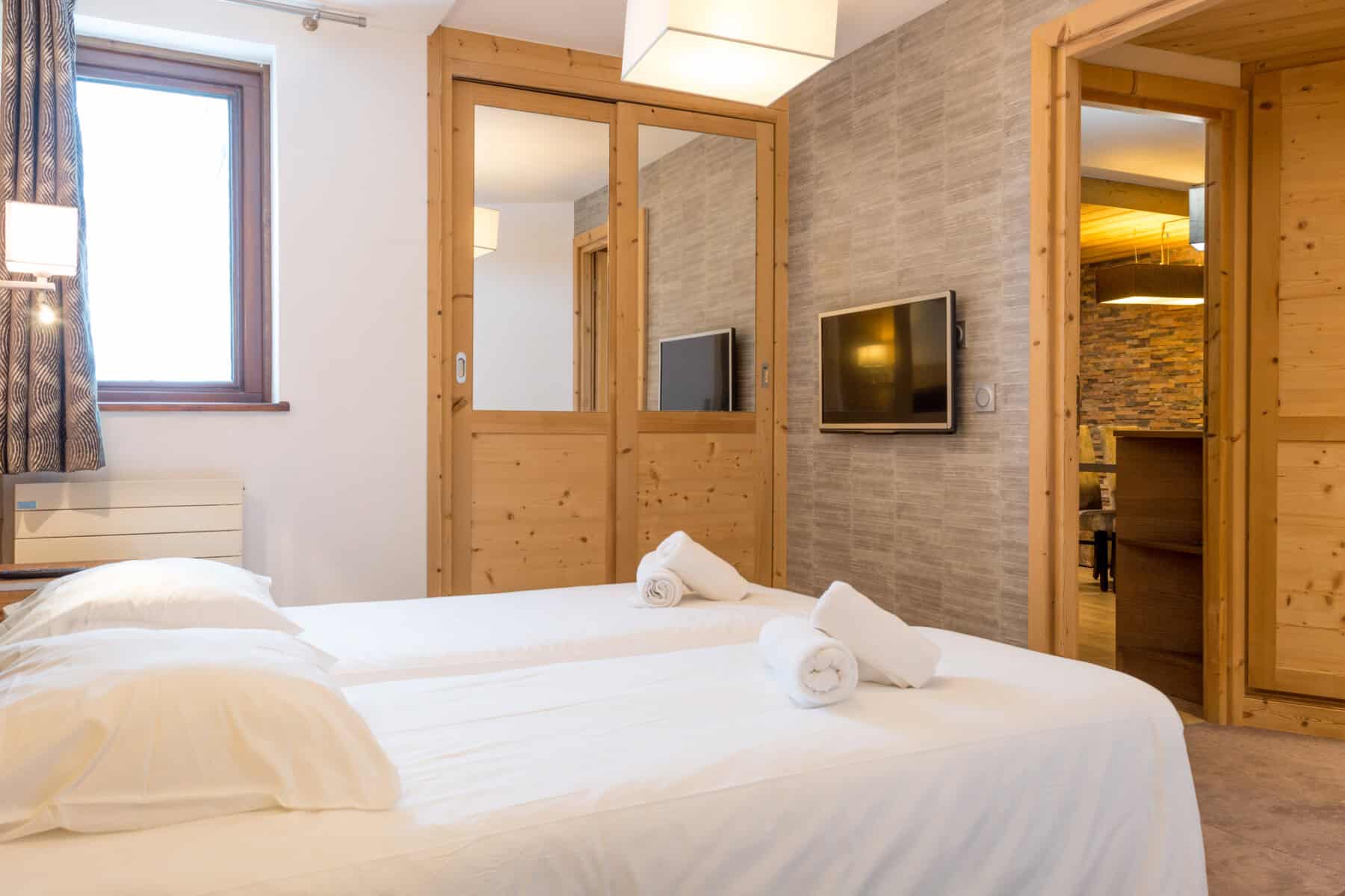 2 bedrooms exclusive – image 1